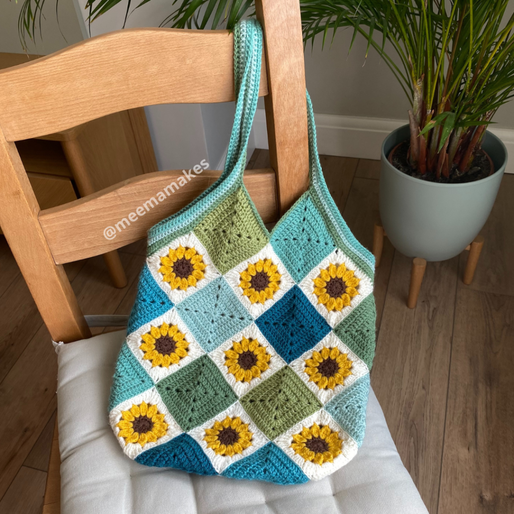 picture of a granny square bag 